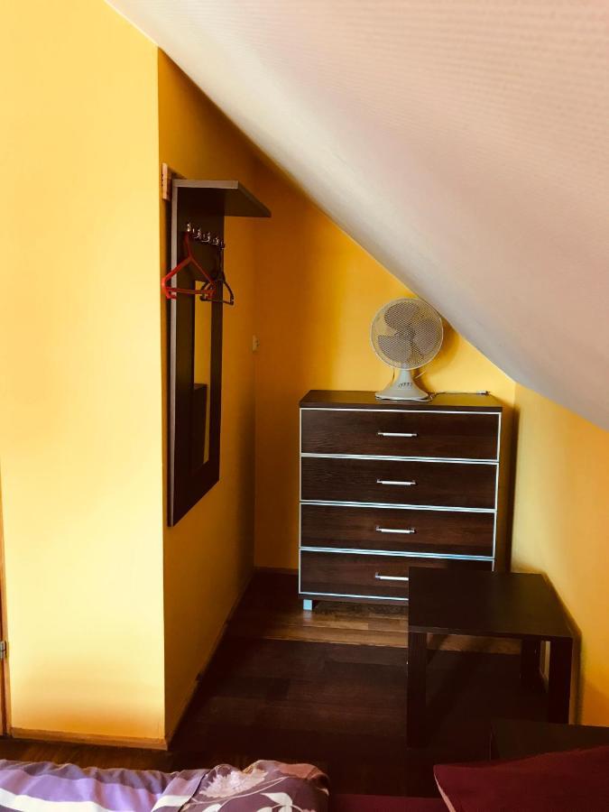 Pokoje Pod Debami كاجيمير دولنه المظهر الخارجي الصورة